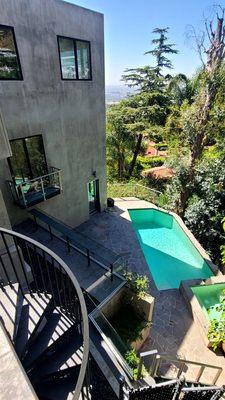 HOLLYWOOD HILLS HOME FOR LEASE OR SALE