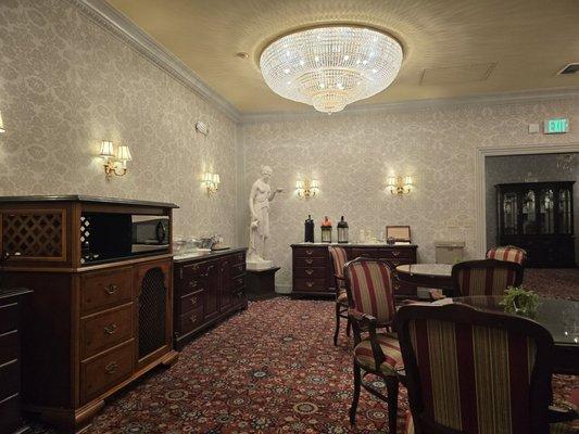 Even the humble breakfast room was classy. The attention to detail and lightning throughout the hotel