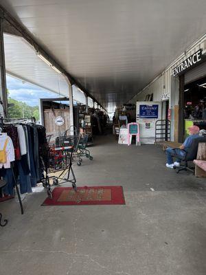 Flowood Antique Flea Market