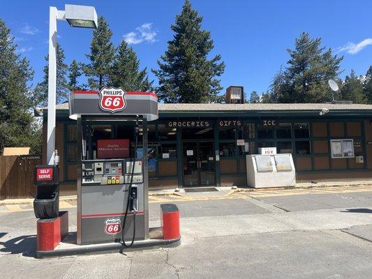 Colter Bay Convenience Store