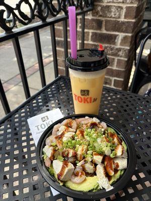 Yum Yum Bowl (FYI- toppings are served cold)