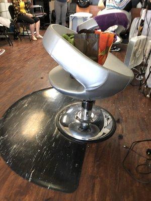 Weird uncomfortable chair