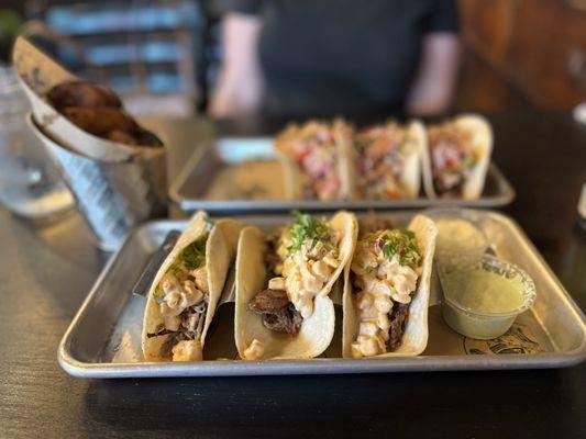 Los Bandoleros Tacos