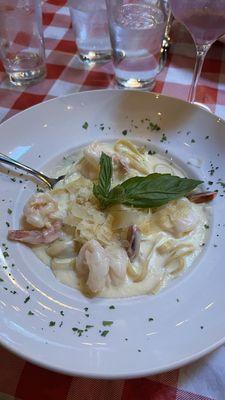 Shrimp Alfredo