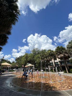Downtown Splashpad and Pavilion