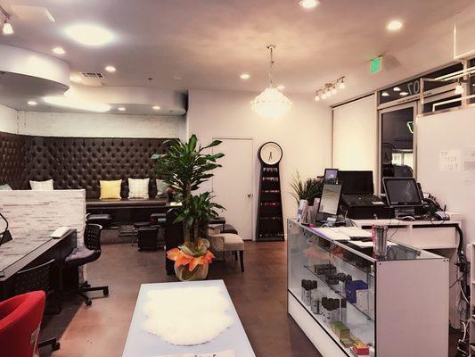 Very beautiful atmosphere and welcomed staffs:)