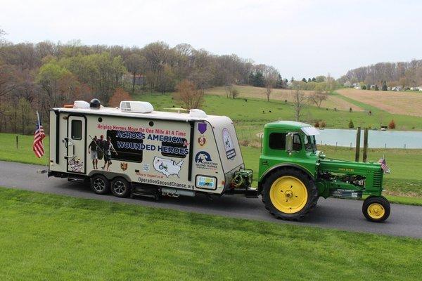 We can create custom vinyl vehicle graphics, wraps or lettering.