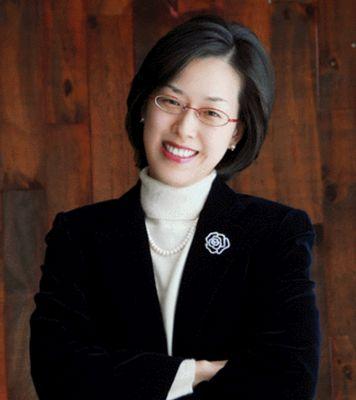 Dr. JeeYoon 'Elise' Choi