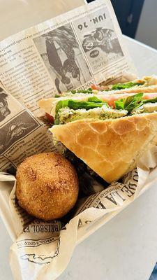 Chicken sandwich with papa rellena