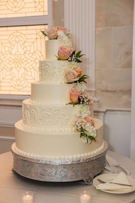 Cake with flowers