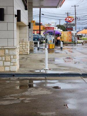 Graystone Shell Gas Station