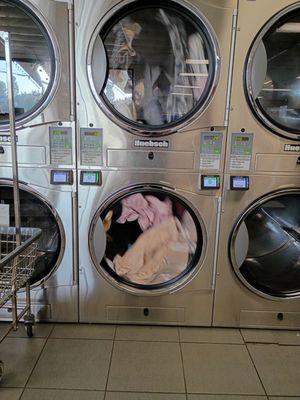 Drop n Go Laundromat