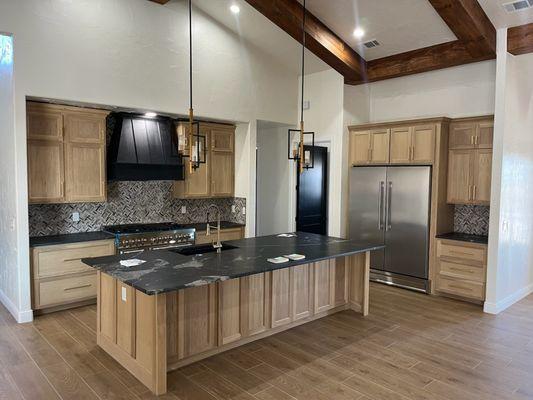 You wish it dream it
Custom Homes by Marie
Designs and builds it