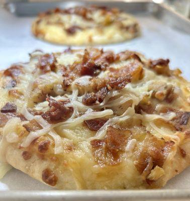 Welty's Deli and Catering