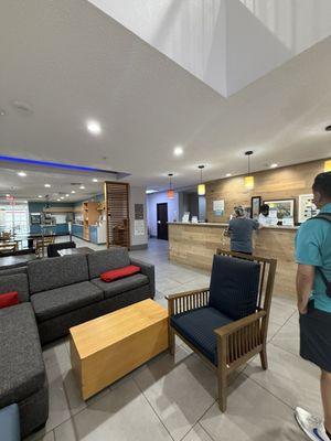 Country Inn & Suites