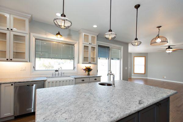 Dahl Plumbing Supply/Kitchen & Bath Showroom - Colorado Springs