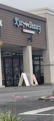 Kut N Beauty