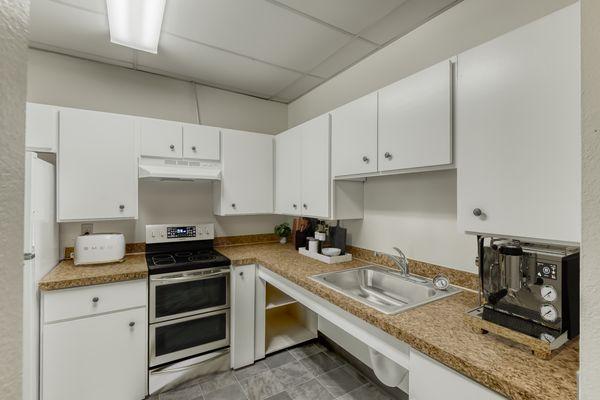 Kirkland Union Manors