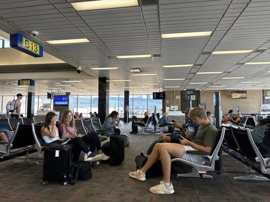 Eppley Airfield (OMA)