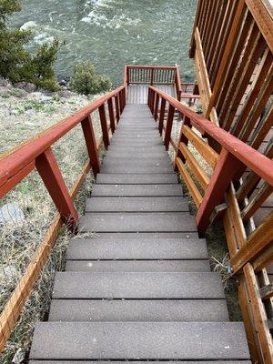 Yellowstone Riverside Cottages