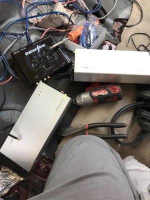 installing an amp