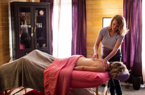 Relaxation and Deep Tissue Massage