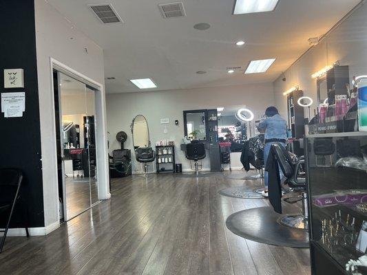 Clean, organized, & professionals at work. I left out the customers waiting on the left in case they didn't want to be on Yelp lol