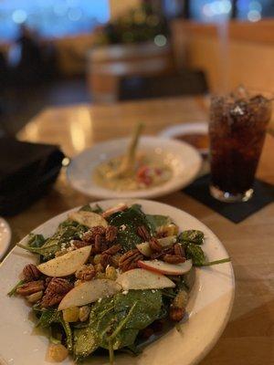 Spinach salad