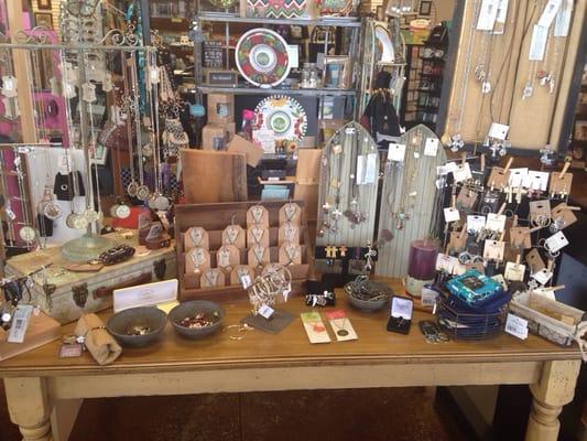 Lots of cute jewelry! Constantly getting new stuff in!