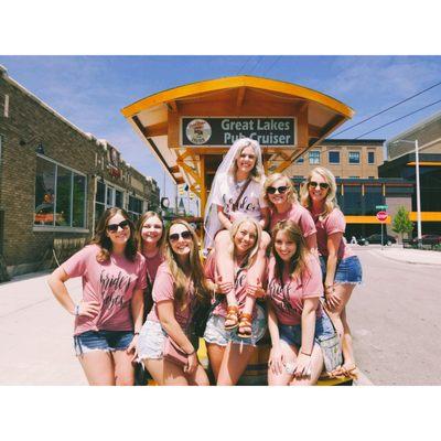 Great Lakes Pub Cruiser