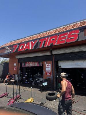 Don't go there dumb ass people don't know how to speak English. Don't know how to no customer service do not recommend.