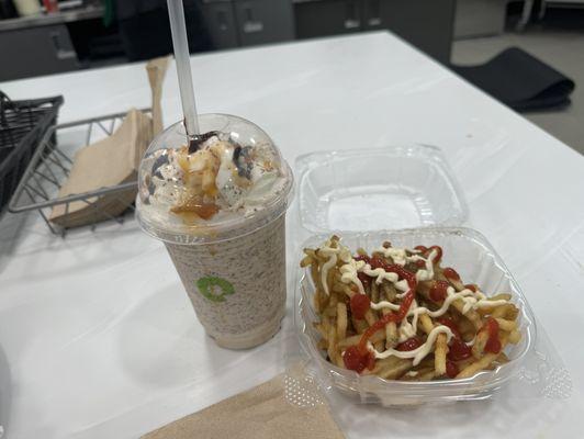 Kris Kringle Milkshake + French Fries
