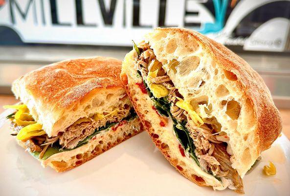 Pulled pork sandwich