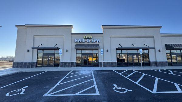 Lux Nail and Spa