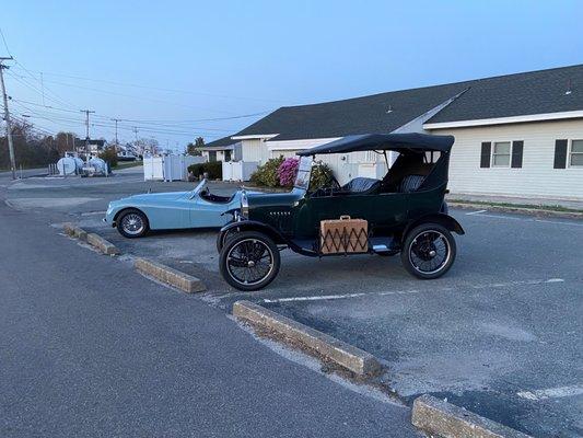 Jag and Model T Antique auto insurance