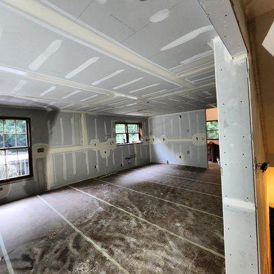 Drywall mud and tape