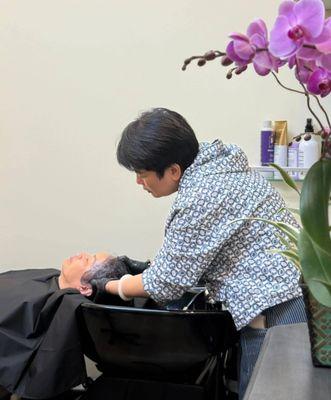 Tina, the hair stylilst