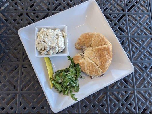 Drip Kitchen & Coffee