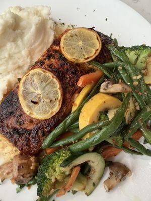 State Line Family Restaurant