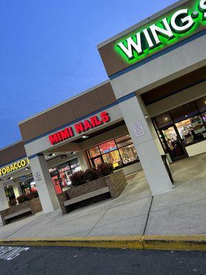 Mimi Nails