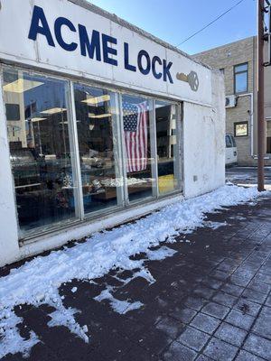 Acme Lock