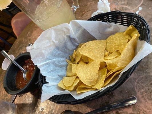 El Almacen The Warehouse