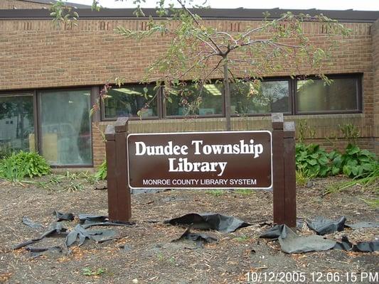 Monroe County Library - Dundee