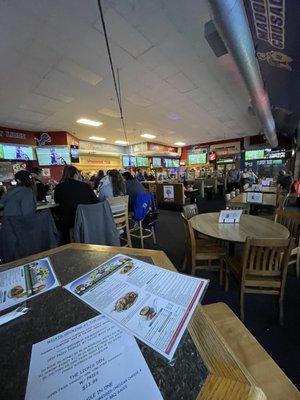 Coach's Corner Bar & Grill