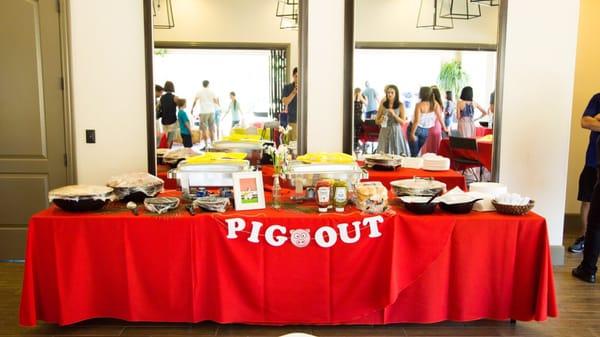 Lett-Uce Cater To You