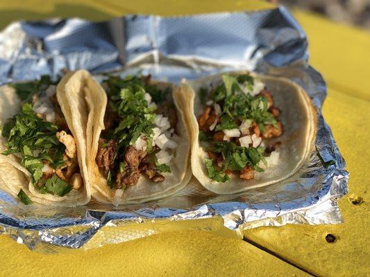 Pupuseria y Taqueria Limeña