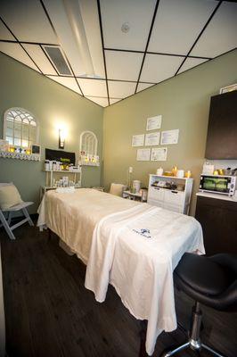 Dea Litsa Facial Spa