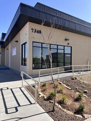 Donya Pain and Wellness Center