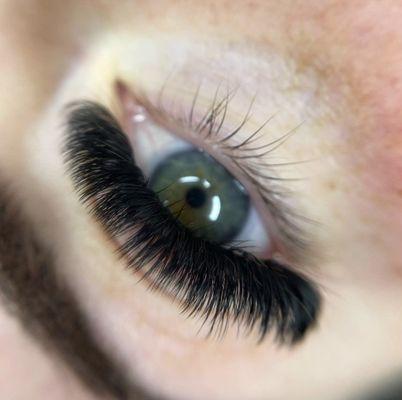 Mega volume lash extensions