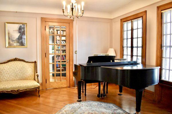 Knightingale Voice Studio